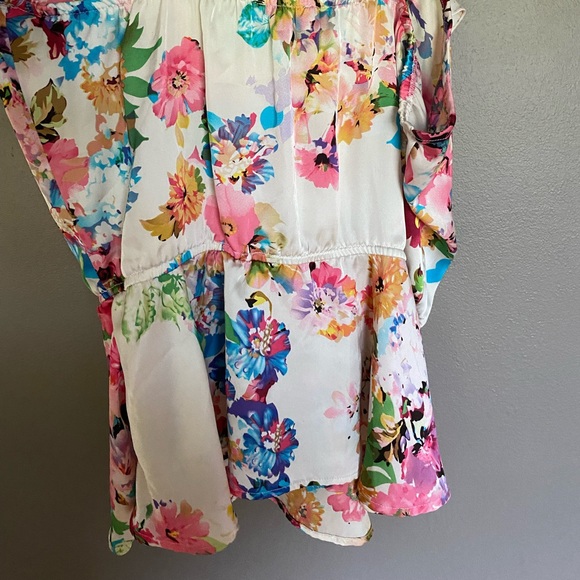 Floral Tank - Picture 3 of 3